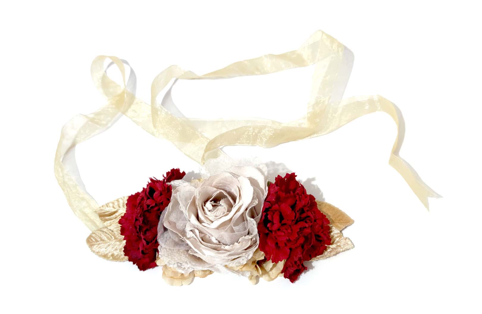 Conjunto de complementos florales artesanales